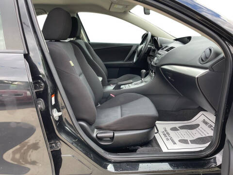 2011 Mazda MAZDA3 i Touring