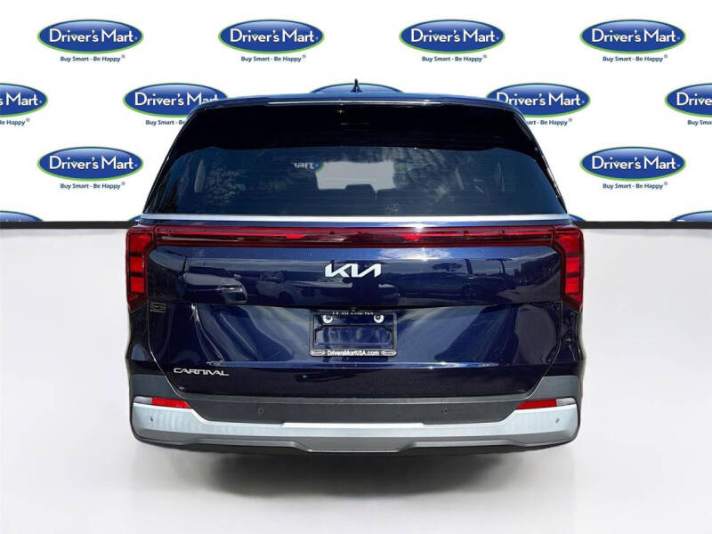 2025 Kia Carnival LXS