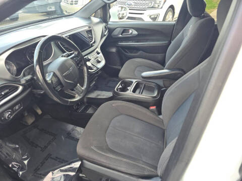 2020 Chrysler Pacifica Touring