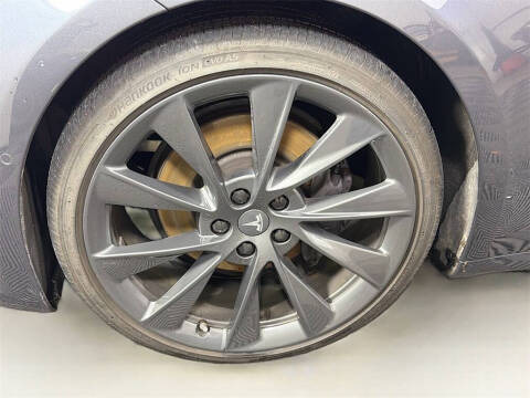 2020 Tesla Model S Long Range Plus