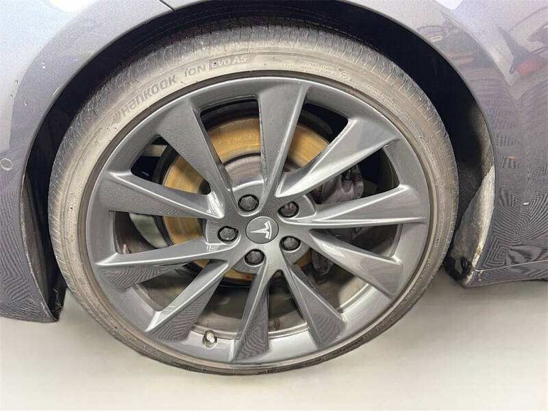 2020 Tesla Model S Long Range Plus