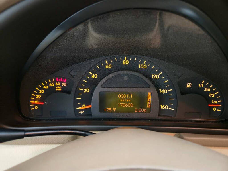 2003 Mercedes-Benz C-Class C 240