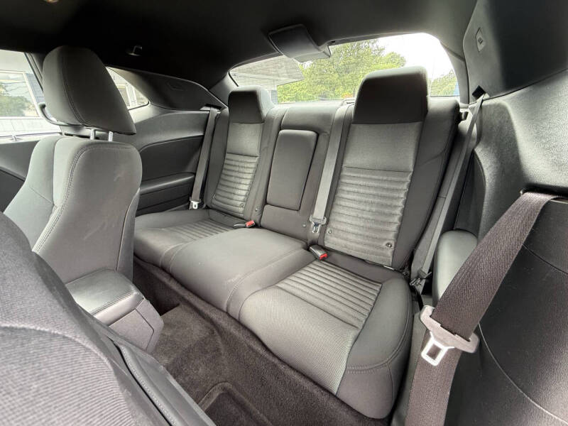 2013 Dodge Challenger SXT