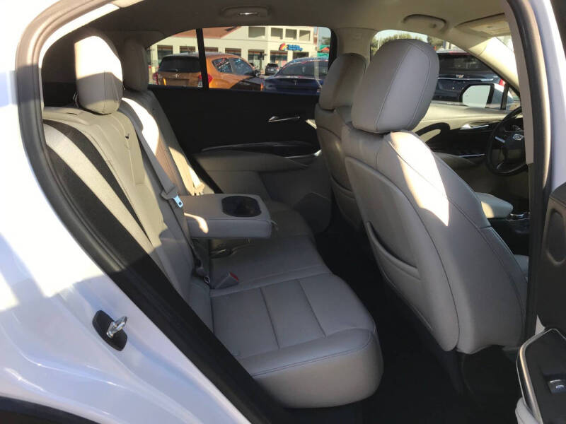 2023 Cadillac XT4 Luxury