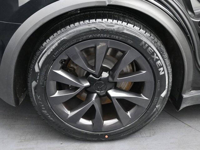 2023 Tesla Model X Standard Range