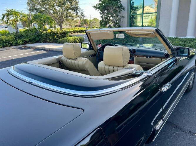 1982 Mercedes-Benz 500-Class