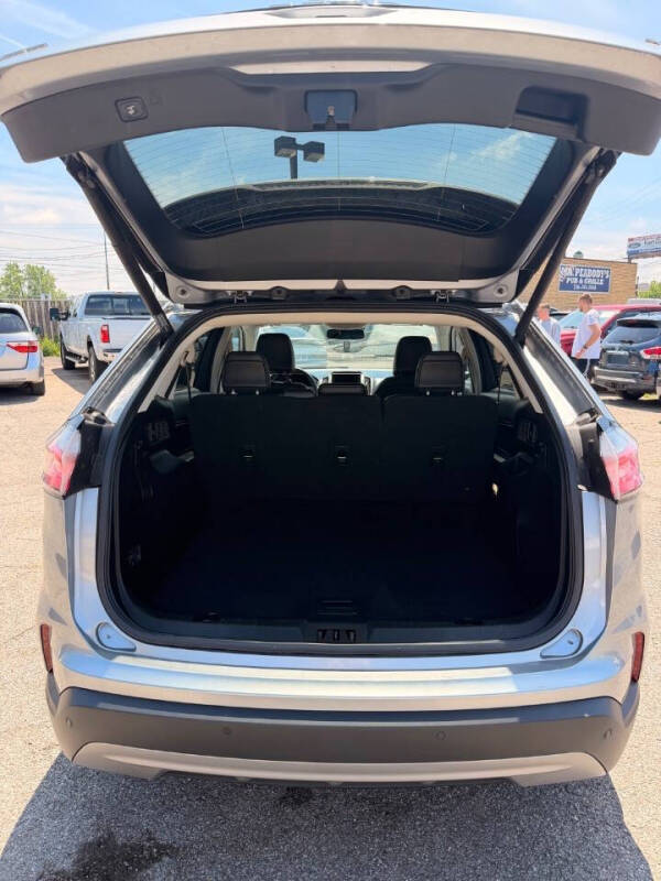 2022 Ford Edge SEL