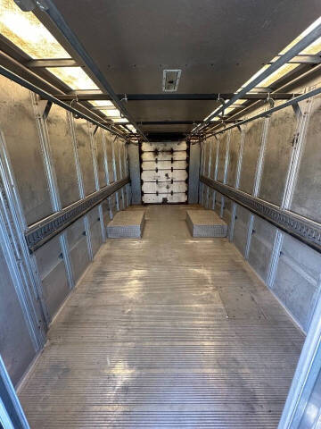 2010 Freightliner MT45 Chassis