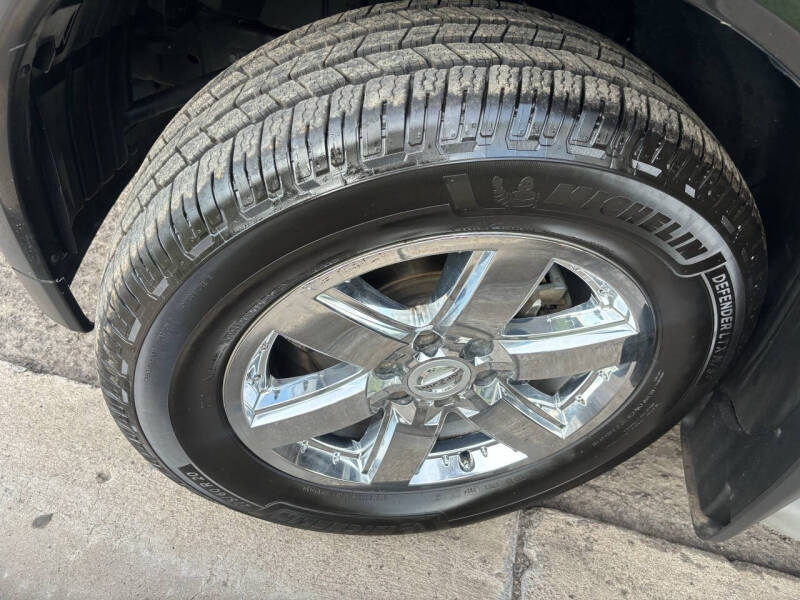 2010 Nissan Armada Platinum