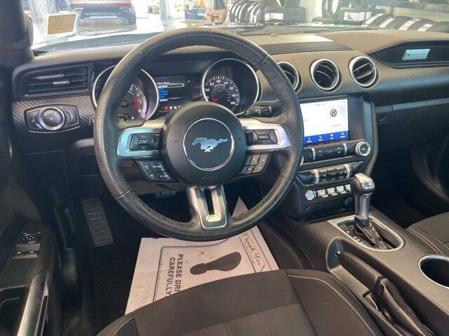 2022 Ford Mustang EcoBoost