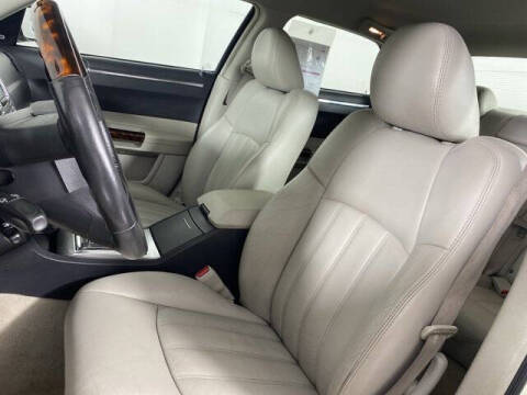 2005 Chrysler 300 C