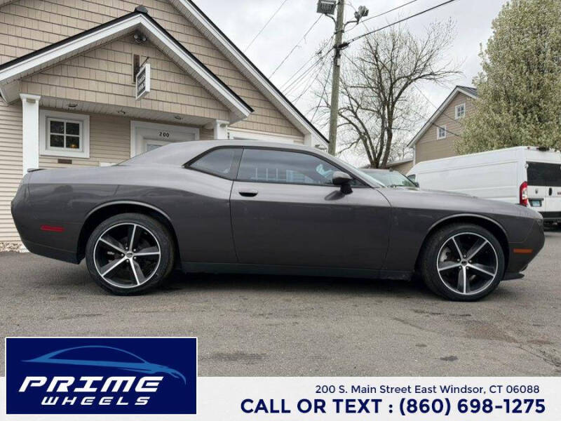 2015 Dodge Challenger SXT