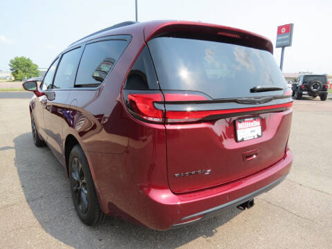 2021 Chrysler Pacifica Touring
