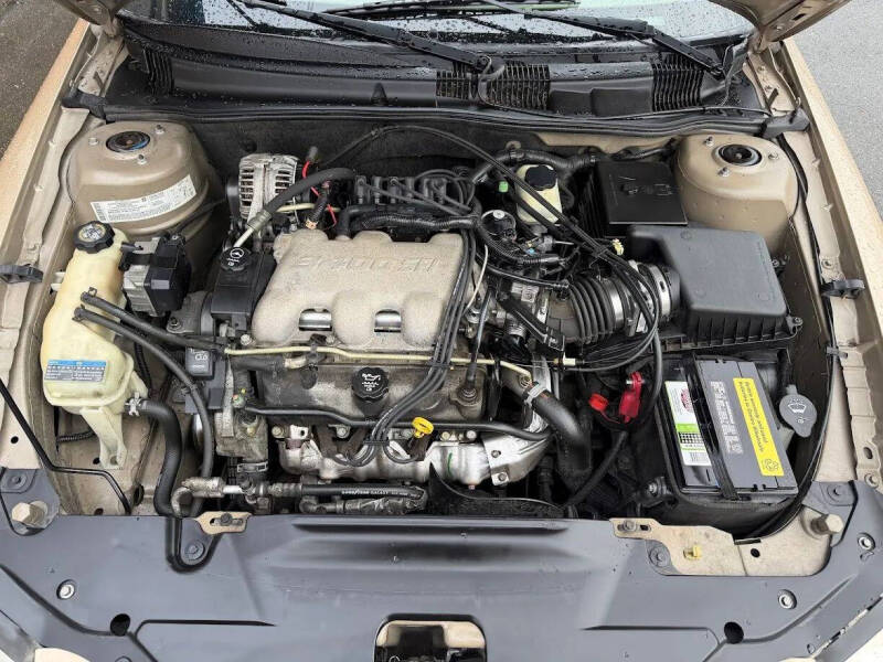 2004 Pontiac Grand Am SE1