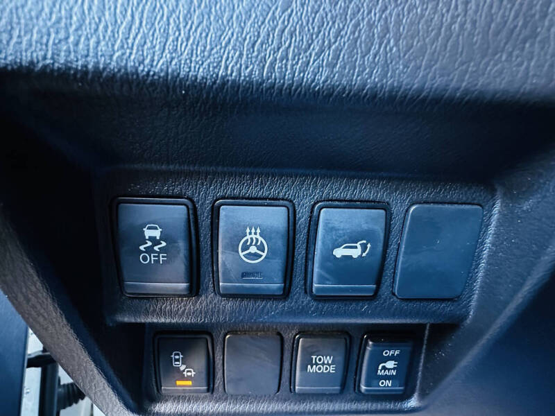 2018 Nissan Pathfinder SL