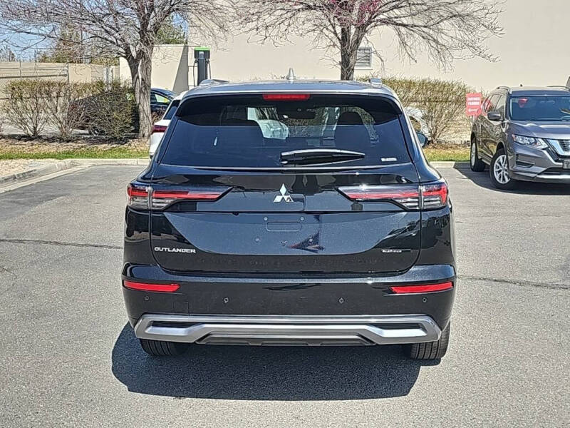 2025 Mitsubishi Outlander SEL Platinum Edition