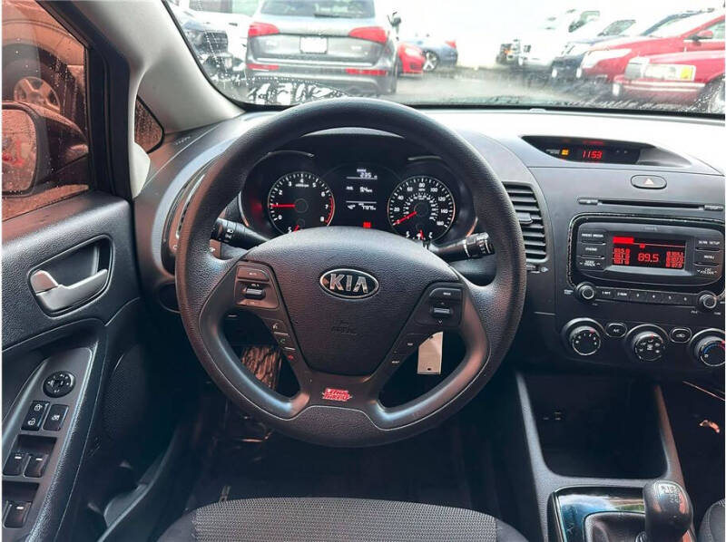 2017 Kia Forte LX