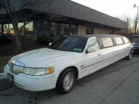 1998 Lincoln Town Car for sale at Black Tie Classics in Stratford NJ