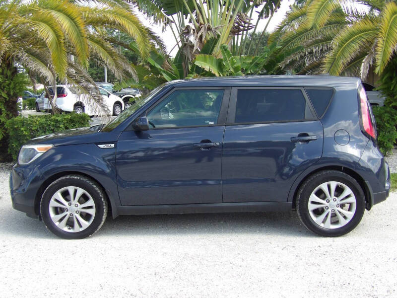 2016 Kia Soul +