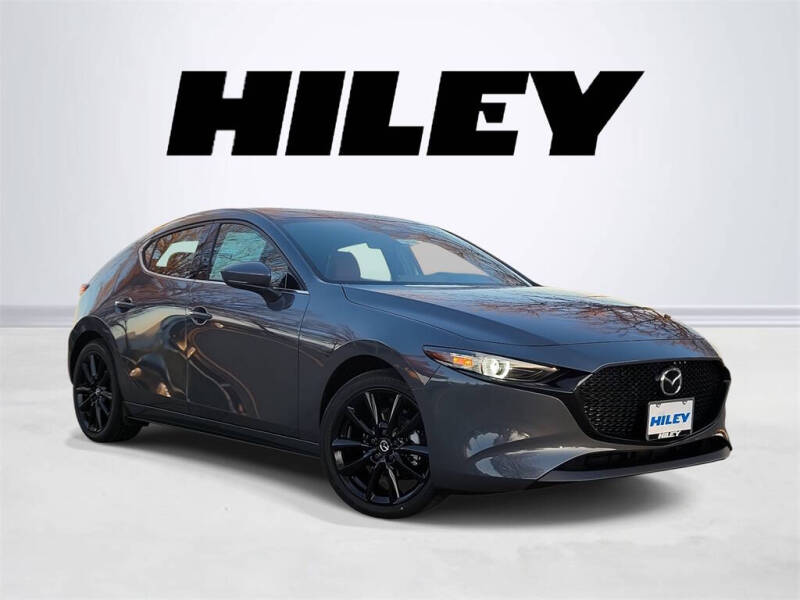 2026 Mazda Mazda3 Premium's photo