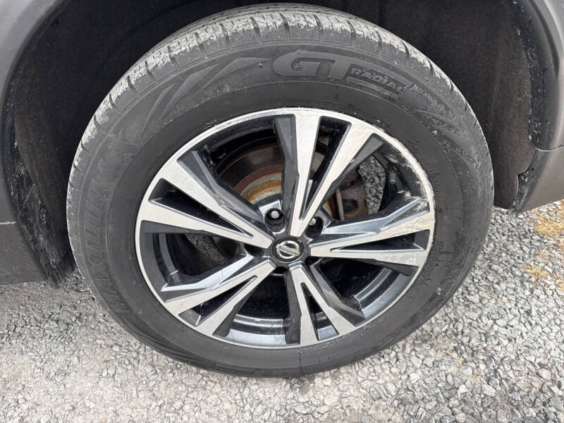 2017 Nissan Rogue SL