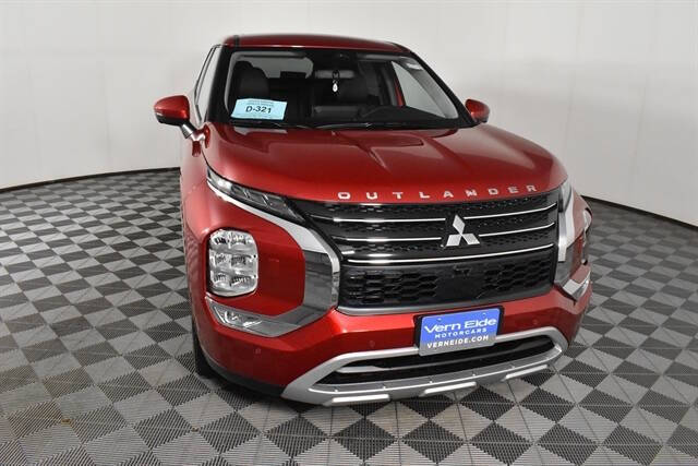 2025 Mitsubishi Outlander PHEV SE