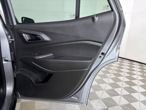 2025 Chevrolet Trax RS