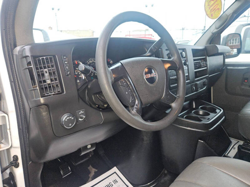 2015 GMC Savana 3500