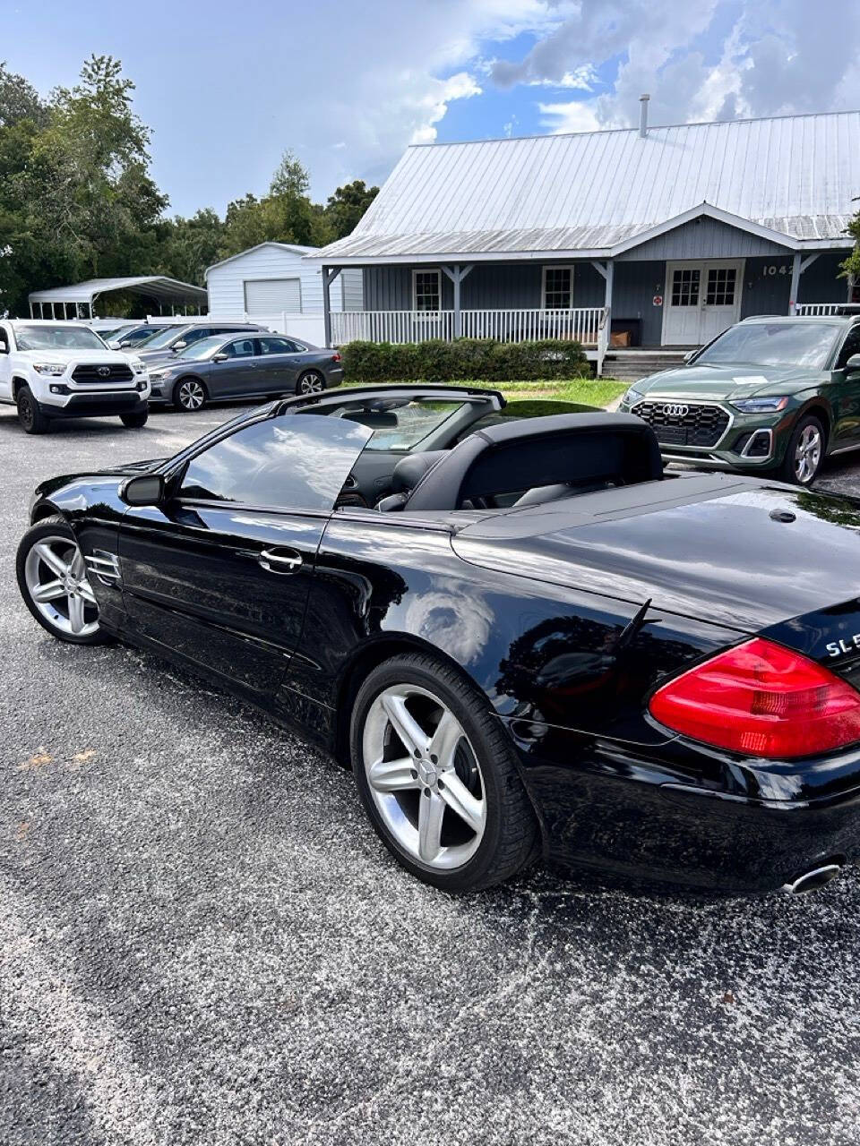 2004 Mercedes-Benz SL-Class for sale at GRACELAND AUTO LLC in Thonotosassa, FL