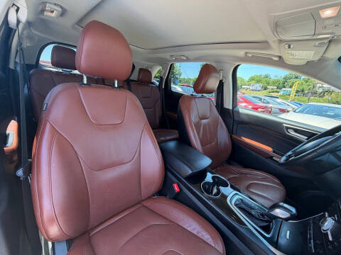 2017 Ford Edge Titanium