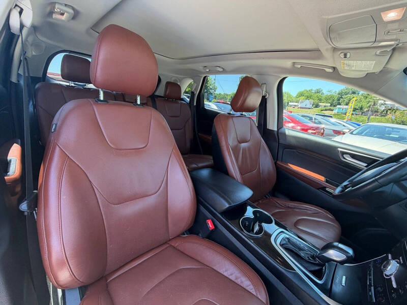2017 Ford Edge Titanium