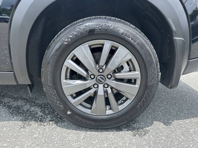 2024 Nissan Pathfinder S