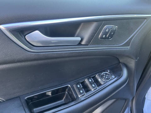 2016 Ford Edge Sport