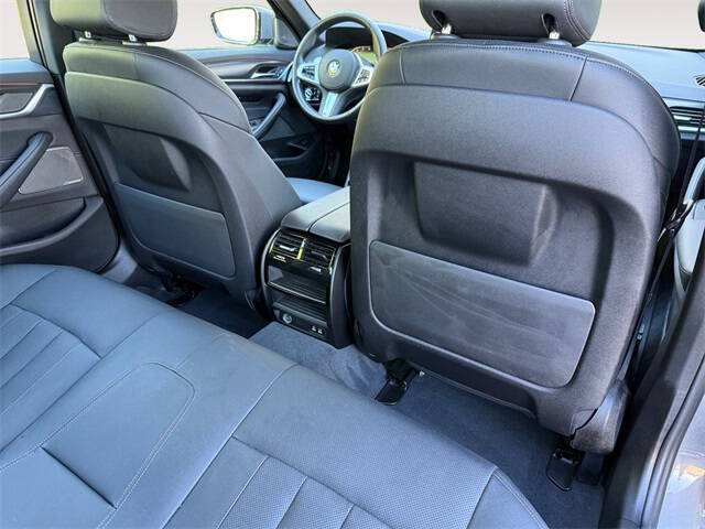 2022 BMW 5 Series 530i