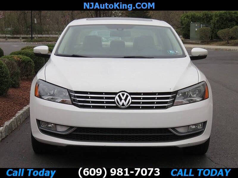 2014 Volkswagen Passat 1.8T SEL Premium PZEV