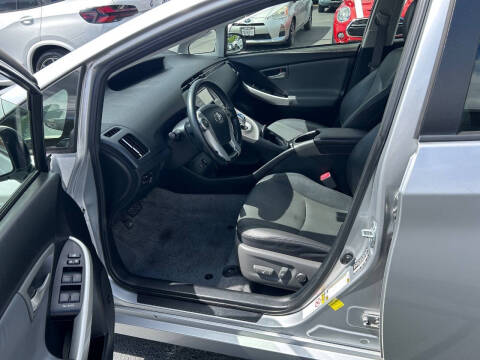 2013 Toyota Prius Five