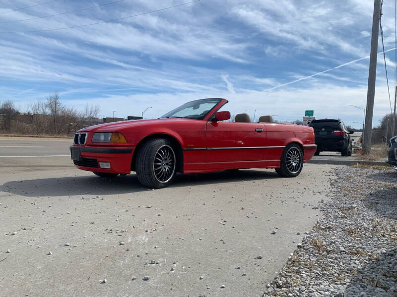 1999 BMW 3 Series for sale at Dutch and Dillon Car Sales in Lee's Summit MO