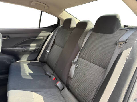 2020 Nissan Versa SV