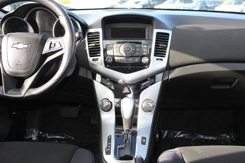 2015 Chevrolet Cruze 1LT Auto