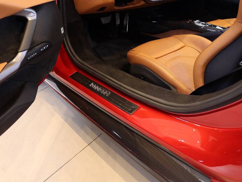 2024 Ferrari 296 GTS