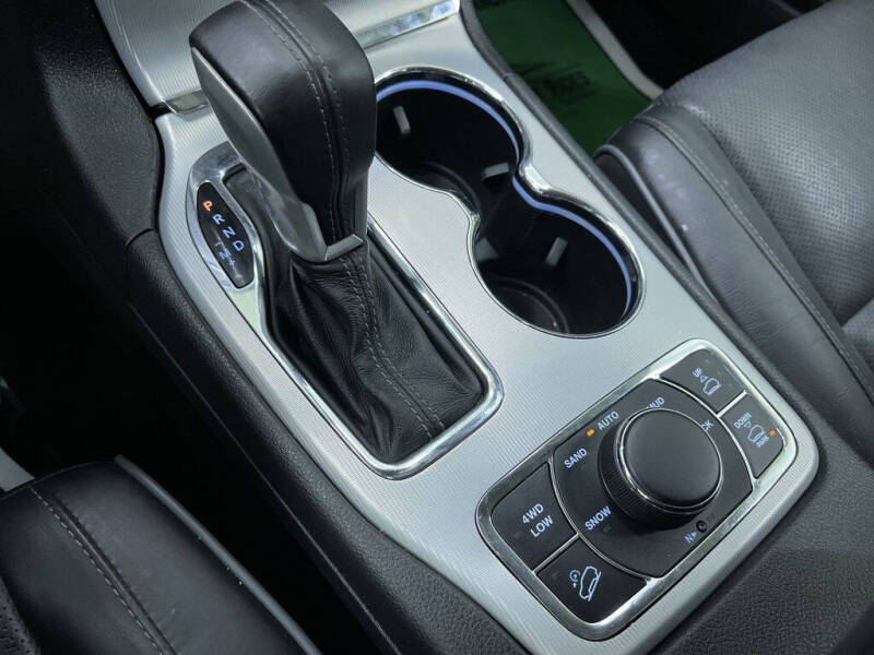 2019 Jeep Grand Cherokee Summit