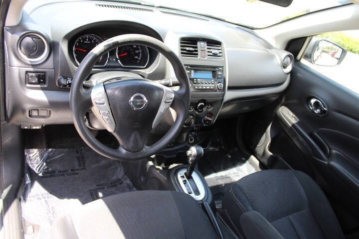 2018 Nissan Versa