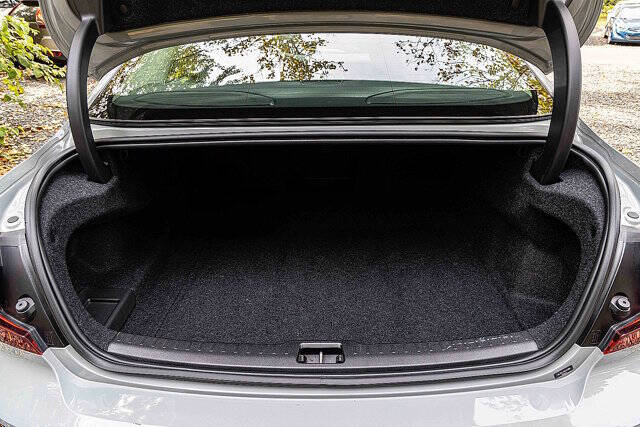 2024 Volvo S60 B5 Plus Dark Theme