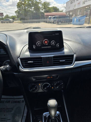 2018 Mazda MAZDA3 Sport