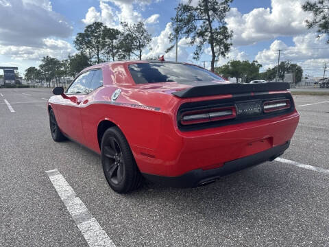 2015 Dodge Challenger SXT