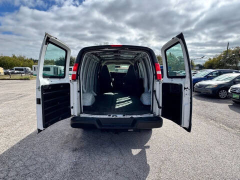 2020 Chevrolet Express 2500