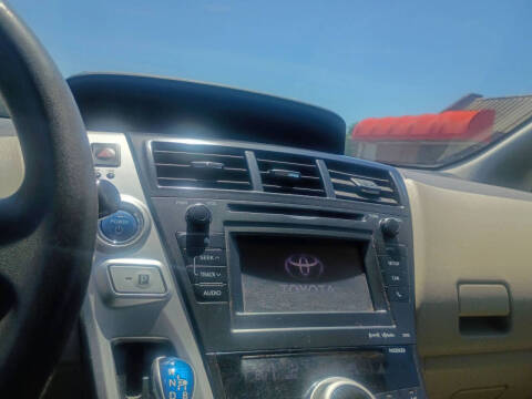 2012 Toyota Prius v