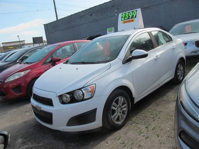 2016 Chevrolet Sonic LT Auto