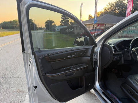 2016 GMC Acadia Denali