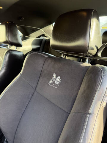 2018 Dodge Challenger 392 HEMI Scat Pack Shaker